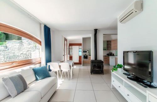 Brienno Apartment | Darsena Brienno by Quokka 360 - Access to lake