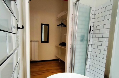 Seregno House | DELUXE ROOM - BETWEEN MILAN AND COMO LAKE