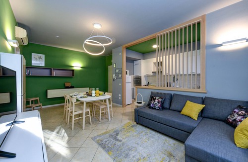 Desenzano del Garda Apartment | DesenzanoLoft Green Family Apartment