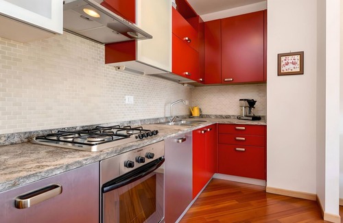 Rivoltella Apartment | Desenzanoloft Butterfly and Pools