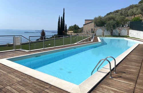 Toscolano Maderno Apartment | Design apartment - 100 sqm green terrace - Pool - Fantastic panoramic lake view