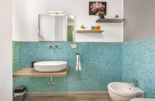 Turro Apartment | Design Loft Milano Turro con garage e giardino privati