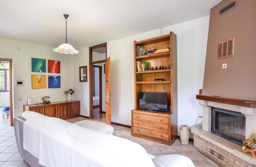Solto Collina House | Detached vacation home with pool in the village of Solto Collina, in a hilly and sunny position betw