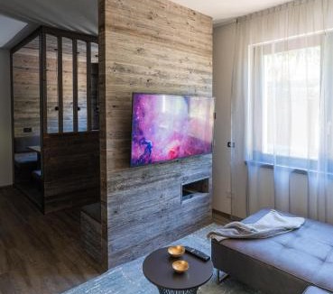 Comabbio Villa | Dimensione Armonica - Elegance and comfort among lakes and hills