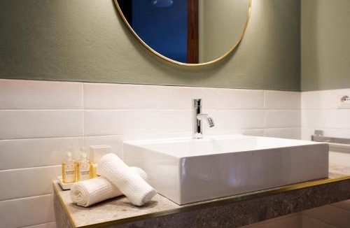 Riva Apartment | Domus Plinii 1792 Suites