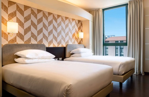 Solbiate Olona Hotel | DoubleTree by Hilton Milan Malpensa Solbiate Olona