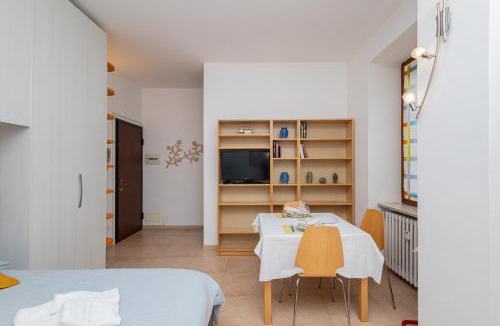Pavia Apartment | Duomo di Pavia - Comodo bilocale in centro città