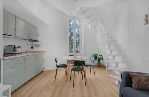 La Fontana Apartment | Duomo-Isola Home design-self check-in
