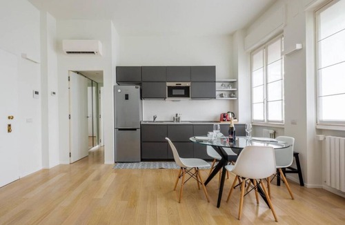Centro Storico Apartment | Easylife -Beautiful and bright apartment at Colonne di S. Lorenzo