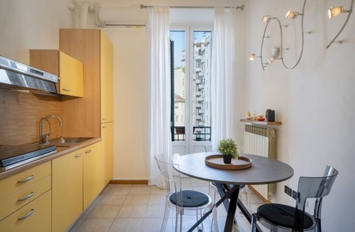 Porta Romana Apartment | Easylife - Classic and Comfy Porta Romana Flat