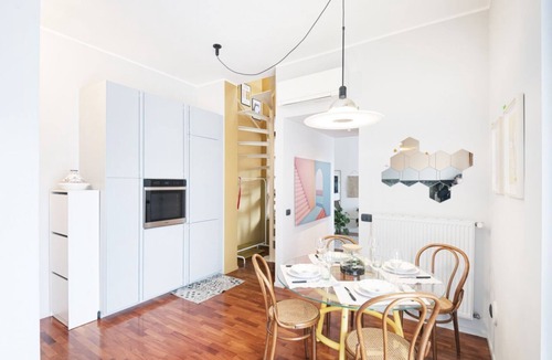 Isola Apartment | Easylife - Cozy two-level unit in Isola