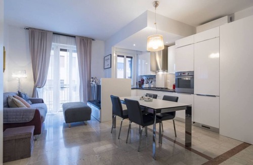 Zona Farini Apartment | Easylife - Elegant and chic flat with balcony