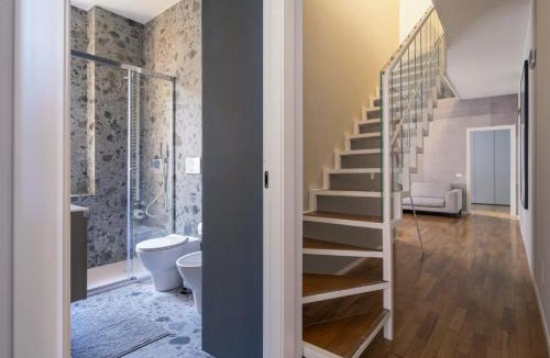 Tricolore Apartment | Easylife - Oasi con balcone in the center