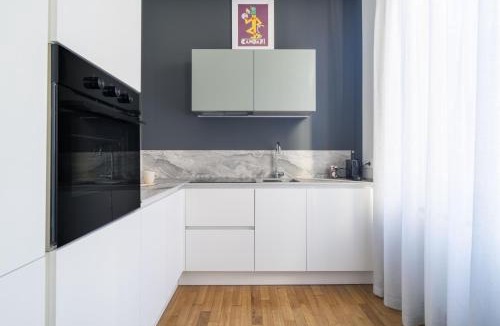 Tricolore Apartment | Easylife - Oasi con balcone in the center