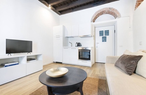 Porta Lodovica Apartment | Easylife - Soak up the Crisp, Minimal Vibe at a Light-Filled City Oasis