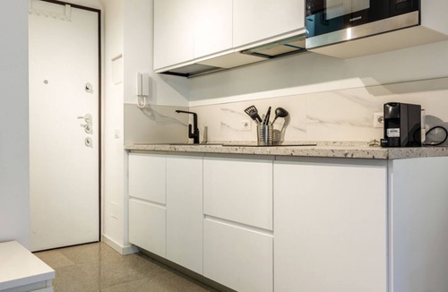 Guastalla Apartment | Easylife - Wonderful studio in P. romana (10 mins from Duomo)