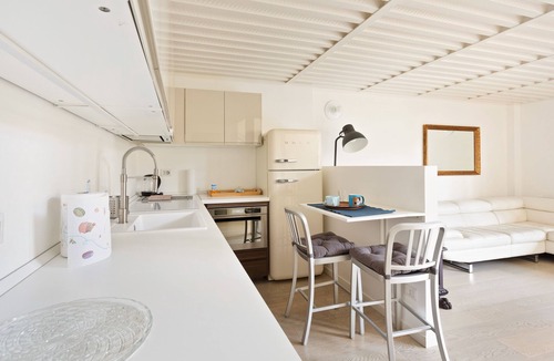 Precotto Apartment | Elegant Loft with balcony