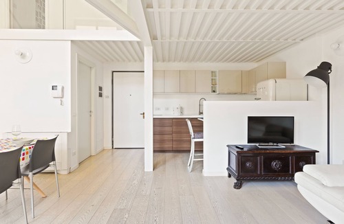 Precotto Apartment | Elegant Loft with balcony