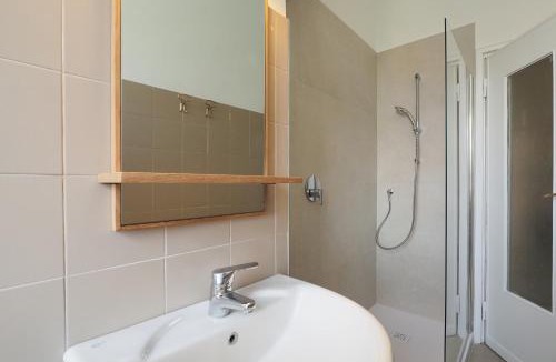 Porta Tenaglia Apartment | Elegant Moscova Apt