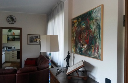 Cremnago Villa | Elegant villa surrounded by a large garden available to guests