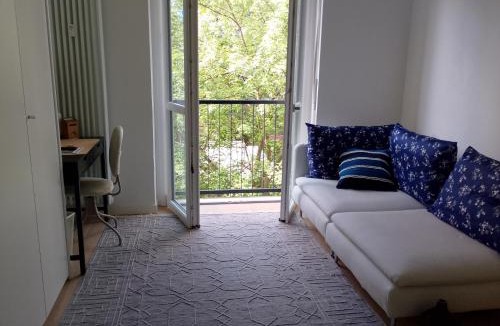 Saronno Apartment | Elegante appartamento tra Milano, Malpensa e Como
