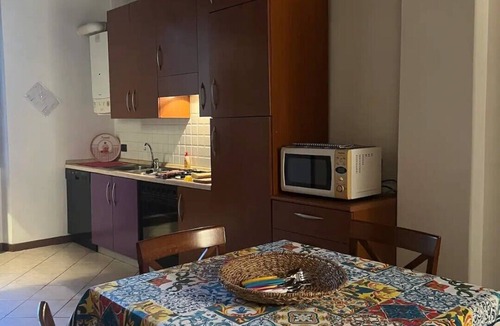 Mantua Apartment | Energetic apartments2 Walking distance to downtown Mantua and convenient to services