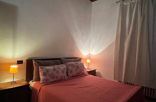 Mantua Apartment | Energetic apartments2 Walking distance to downtown Mantua and convenient to services