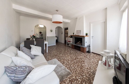 Argegno Apartment | Family Nest on Lake Como
