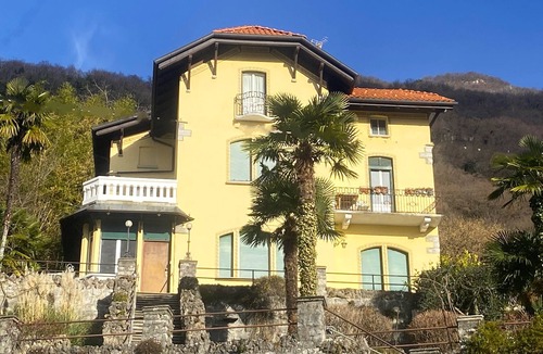 Perledo Villa | FANTASTIC VILLA WITH TERRACE