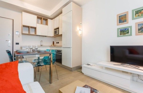 Zona Farini Apartment | Farini, Lovely 1 Br Flat Close To Metro Station By Halldis