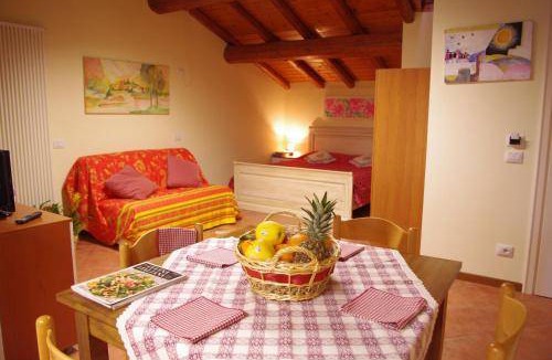 Monzambano House | Farmhouse ∙ 5 guests