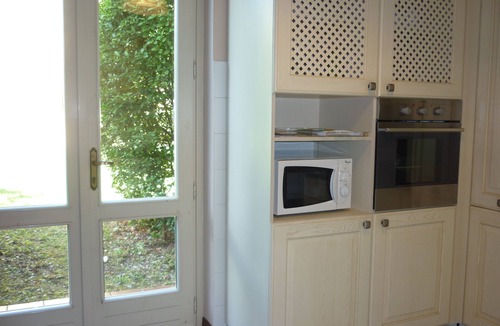Desenzano del Garda House | Farmhouse surrounded by greenery with park and swimming pool in absolute privacy