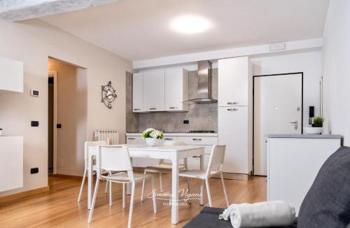 Lovere Old Town Apartment | Feel at Home - NEL CUORE DI LOVERE