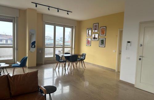 Stazione Apartment | FEEL - Terrace Penthouse