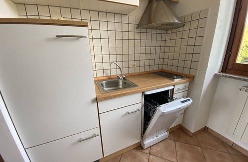 Sasso Moro Condo | Ferienwohnung am See mit Balkon