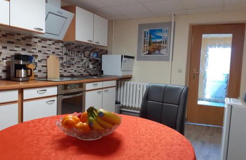Leinatal Apartment | Ferienwohnung Am Wald