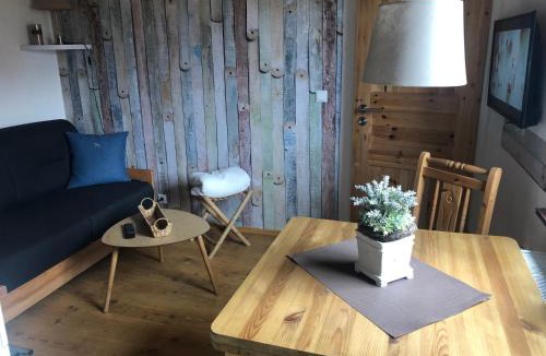 Basthorst Apartment | Ferienwohnung Basthorst