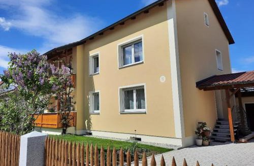 Wackersdorf Apartment | Ferienwohnung Seenglück