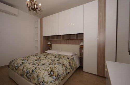 Zona Ca' Granda Apartment | fiordaliso 1