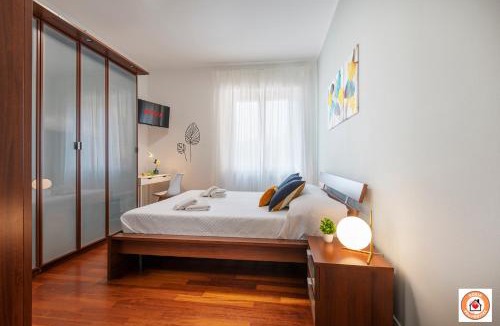 Milan Apartment | Fiore Milanese - San Siro, Fiera & City Life - RINNOVAMENTO FACCIATA PALAZZO IN CORSO