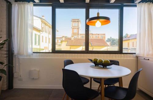 Lomazzo House | Fiori e Spezie