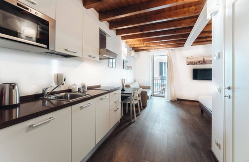 Scala Apartment | First floor studio flat