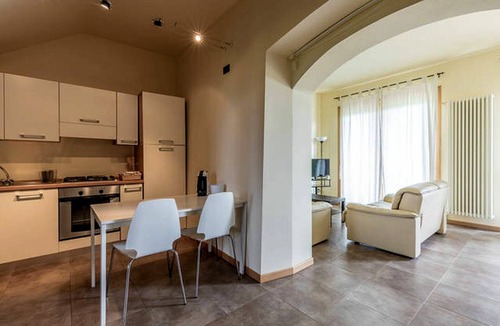 Torbiato di Adro Apartment | Flat in Franciacorta near Lake Iseo