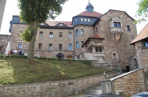 Gehlberg House | Flat with unique mountain panorama