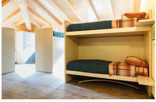 Paisco Loveno Hostel | Foresteria Giardino