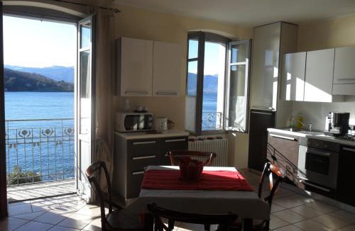 Laveno House | Foresteria Hostaria Del Golfo cod struttura C00025