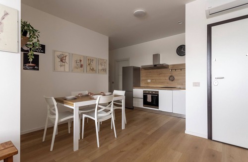 Vigentino Apartment | [Free Garage & Skyline] Modern Design