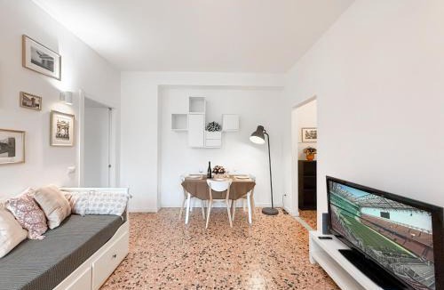 San Siro Apartment | Free Park, 100m from SAN SIRO, Derby Two-Room Apartment