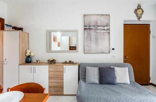 Isola del Bosco - Delle Corti Apartment | Free Wi-Fi Terrazza con vista metro 5 min