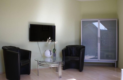 Rondorf Apartment | Freundlich helles Appartment